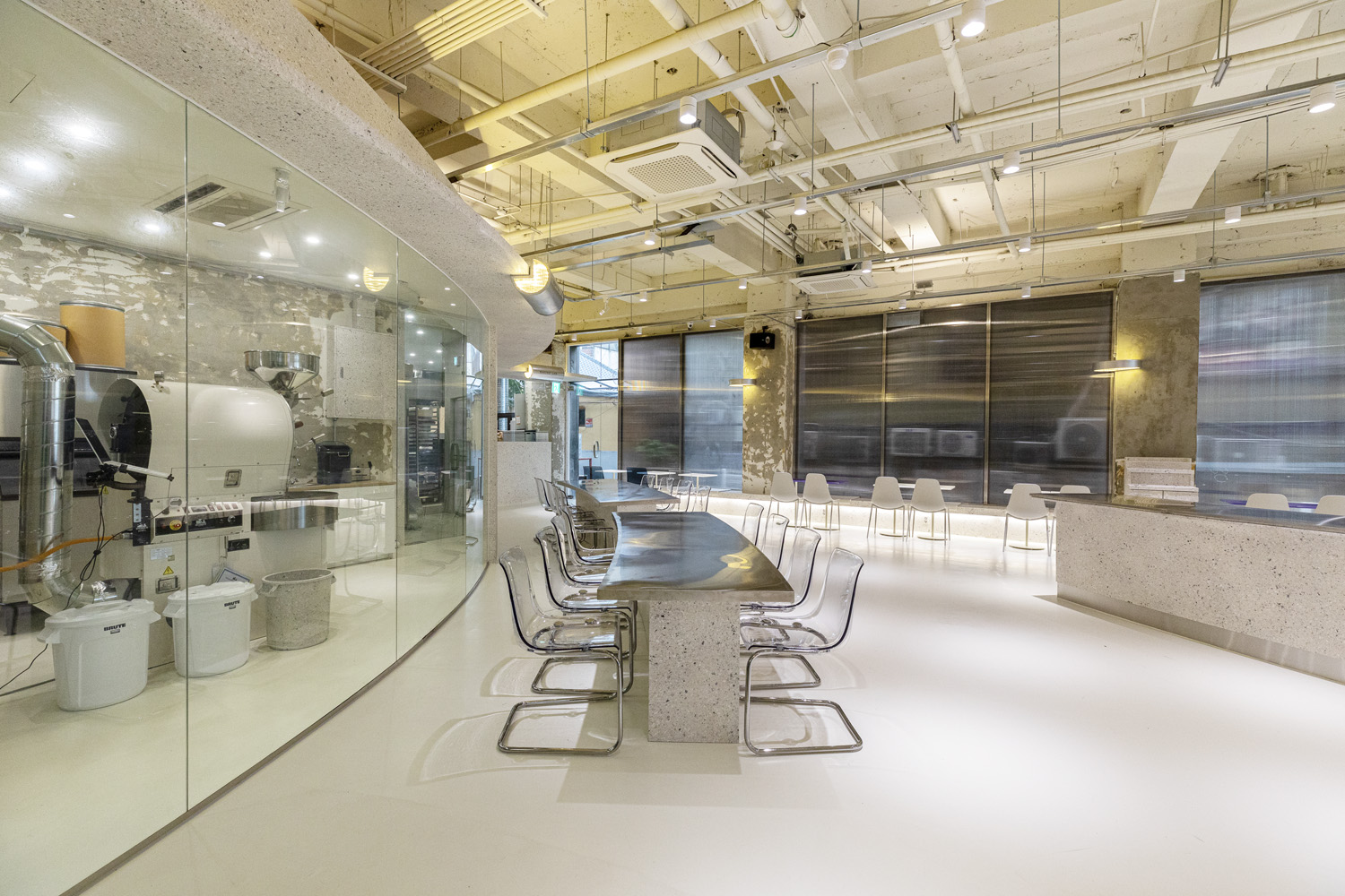 首尔现代简约咖啡厅 精致室内设计诠释时尚潮流-17