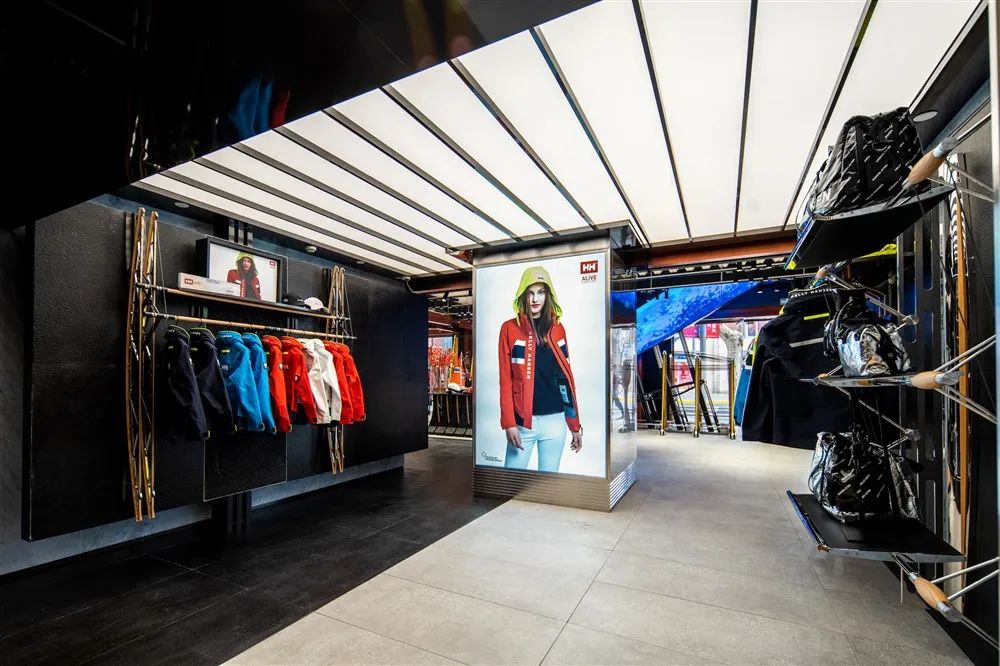 HELLY HANSEN 国内首家旗舰店设计丨中国上海-6
