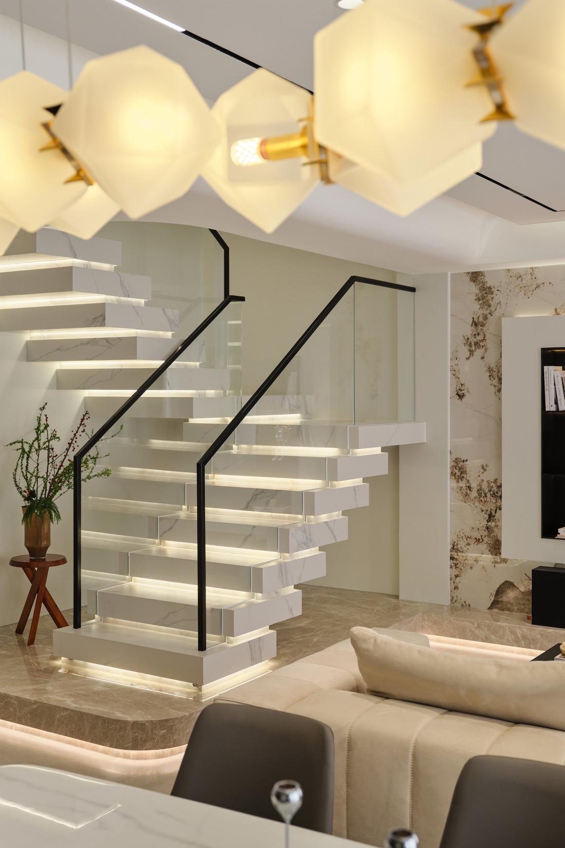 240平意式简约风家装设计-39