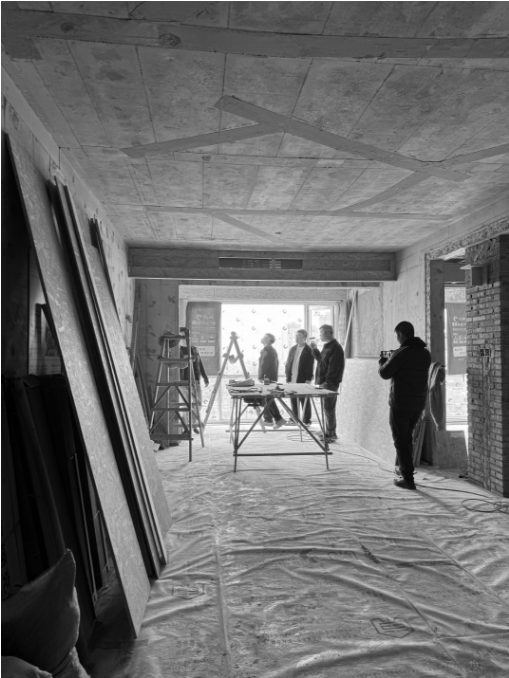 原始粗狂的混凝土裸顶遇上紧凑小三房,这酷酷的松弛感真让人着迷丨中国长沙丨東乙建设-161