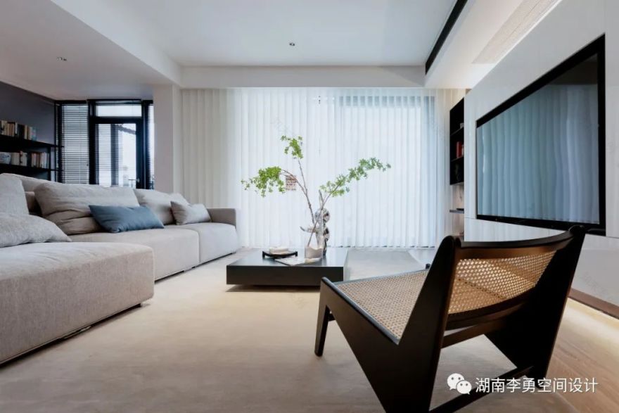 御香山 · 极简空间的艺术魅力丨中国湘西丨湘西李勇空间设计事务所-1