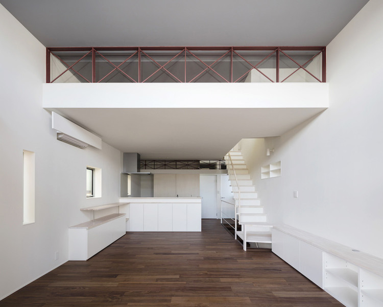 东京狭小空间中的开放住宅-2