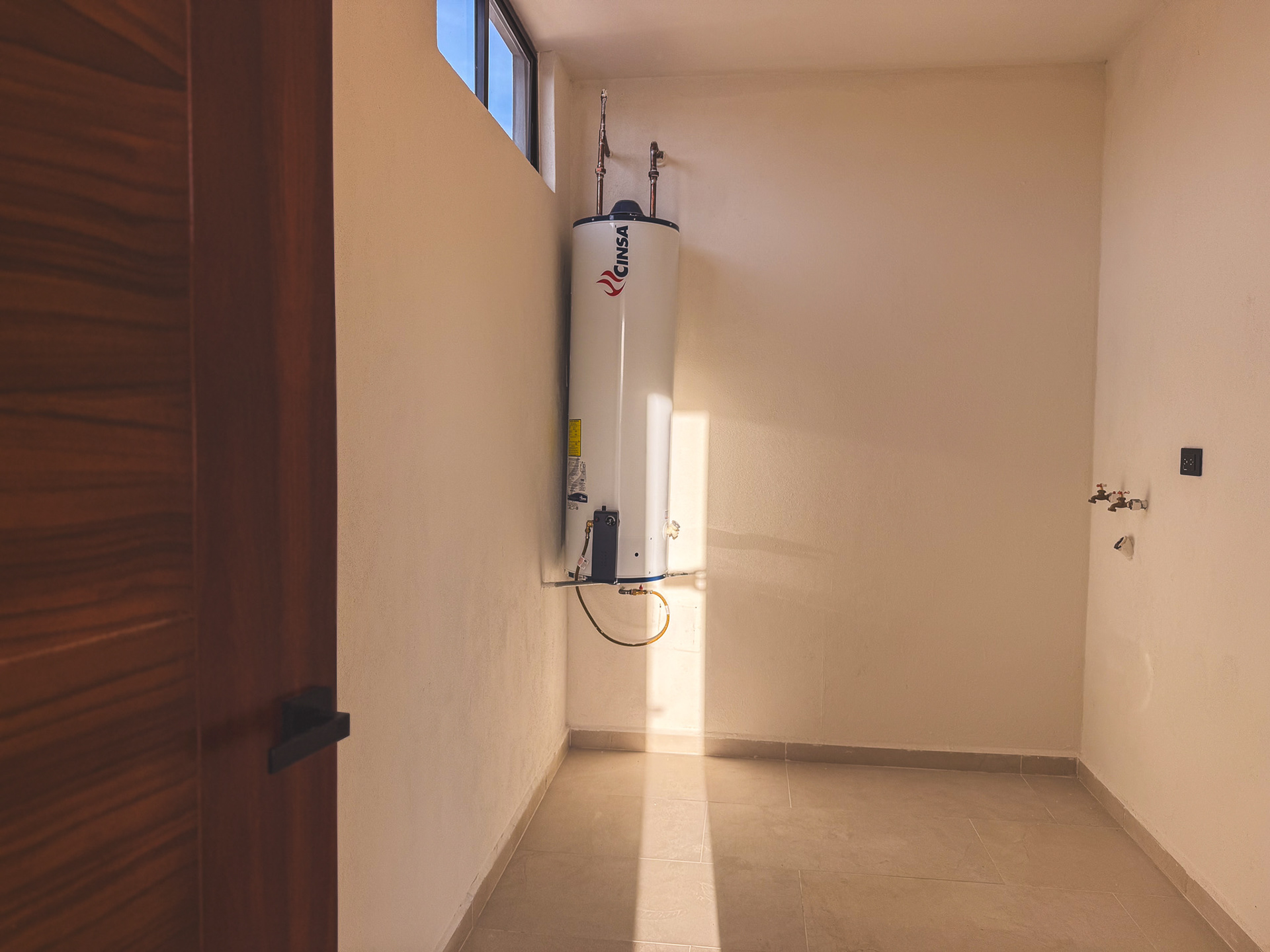 GALAXIA 205 | SAN ANGEL 5-23