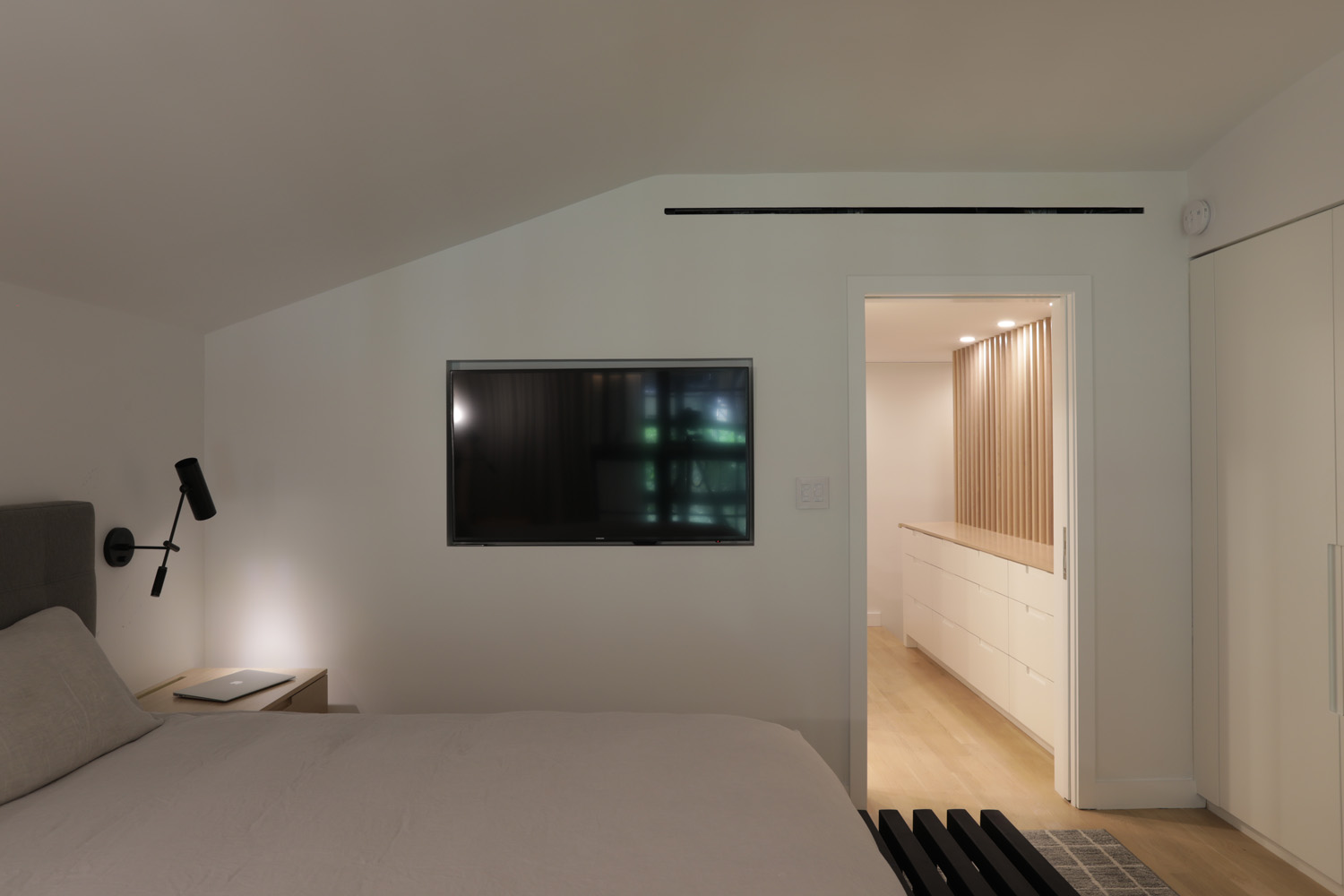 east 12th street triplex-5