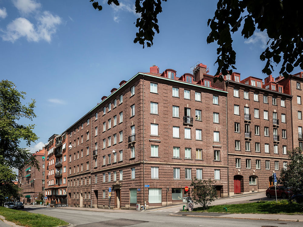 哥德堡明亮宽敞的顶层公寓设计-35