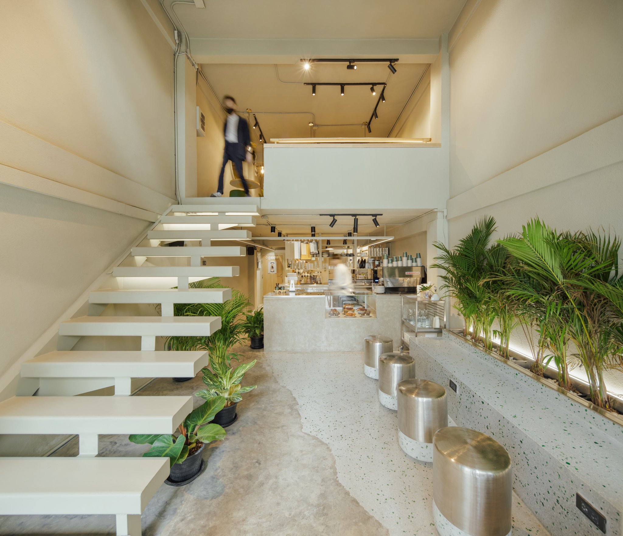 曼谷绿色森林里的简约艺术咖啡厅丨泰国曼谷丨Taste Space Co.,Ltd.-8