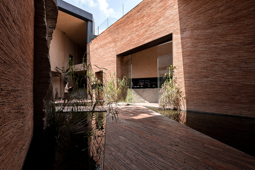 由心城市艺术会客厅丨中国丨闻非建筑设计-23