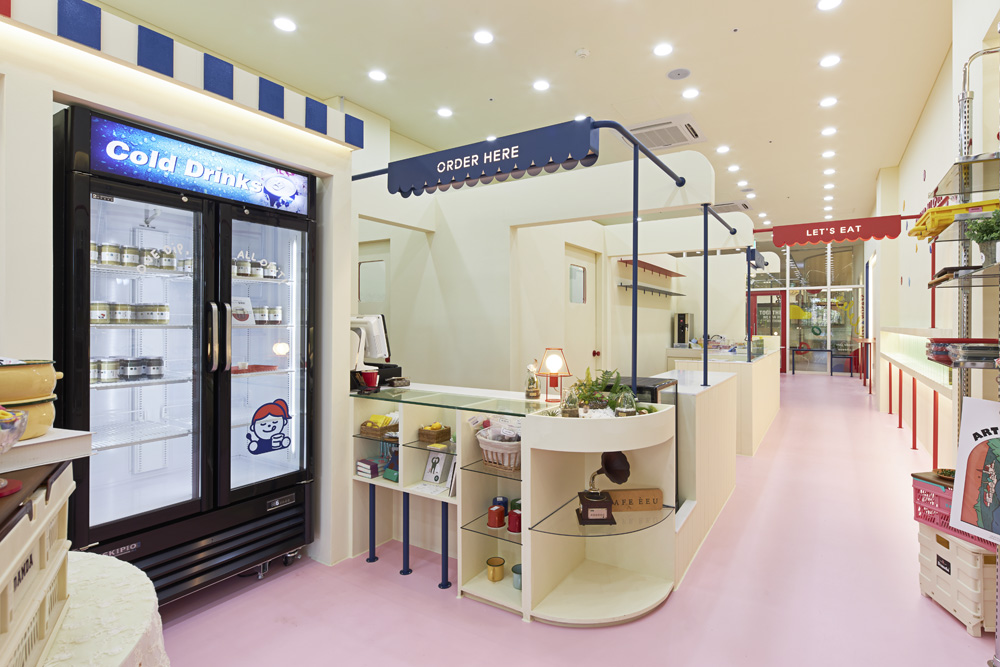 甜蜜四季 | 28 平糖果色甜品店设计-11