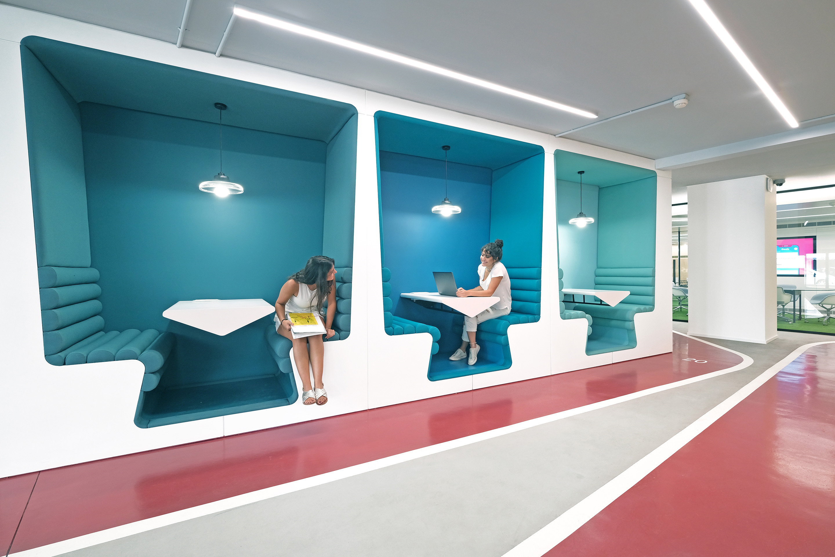 创新银行培训中心,城市中的活力创意枢纽-18