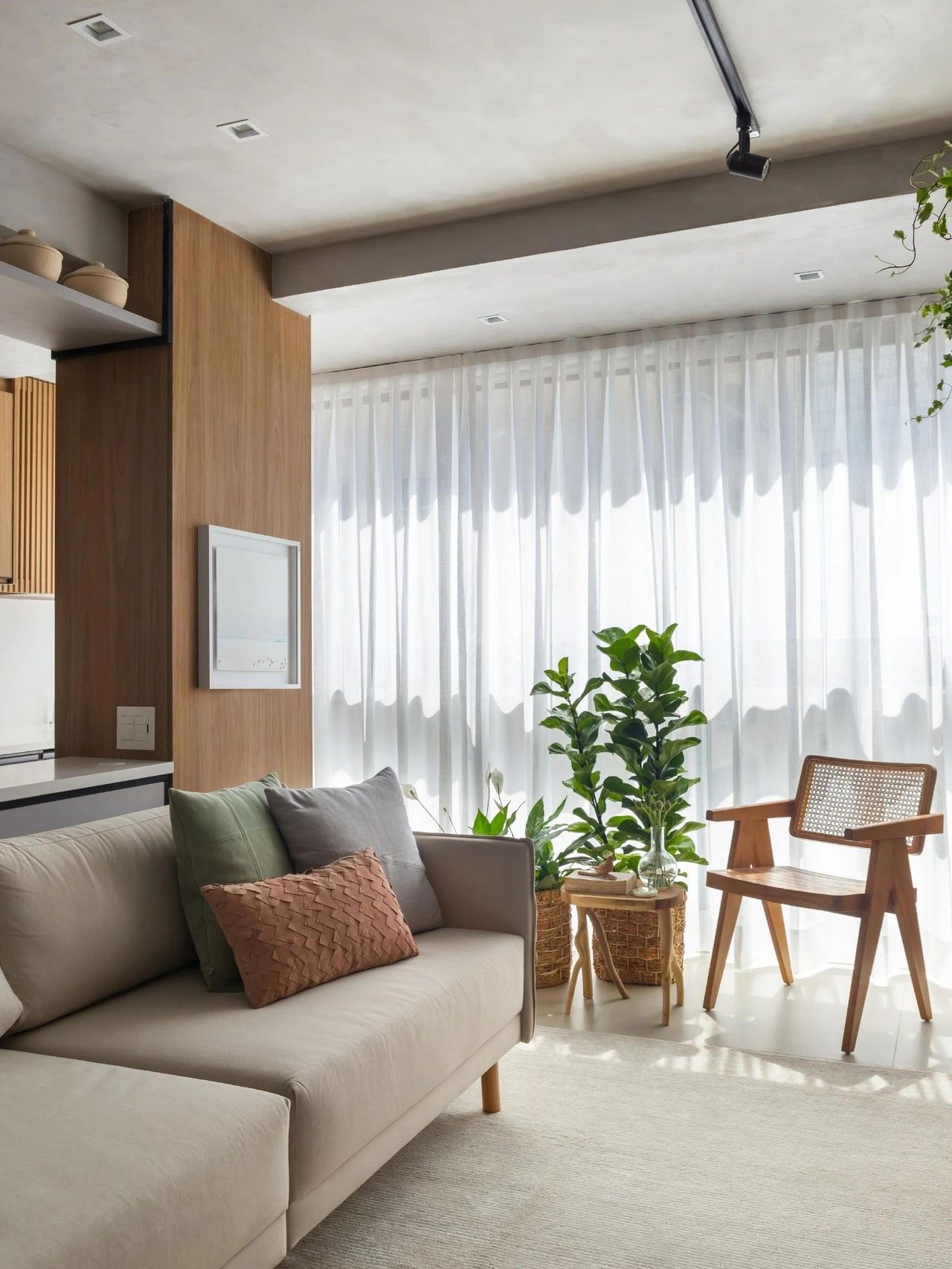 暖色温馨住宅设计丨Rafael Ramos-4