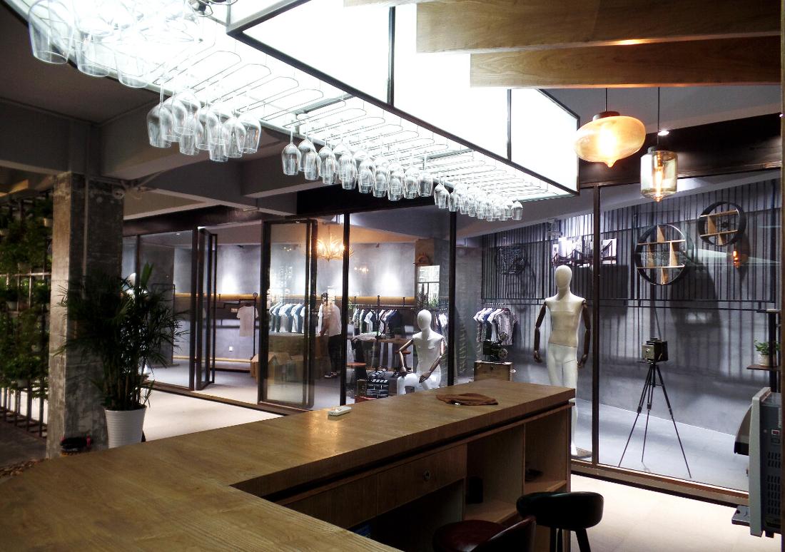 
班布朗服饰办公室 -14