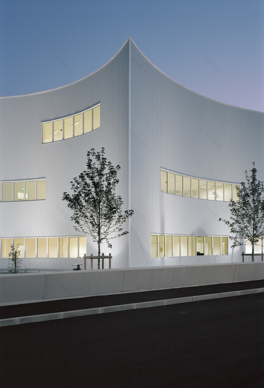 灵动曲面·法国图尔大学医学教学中心-2