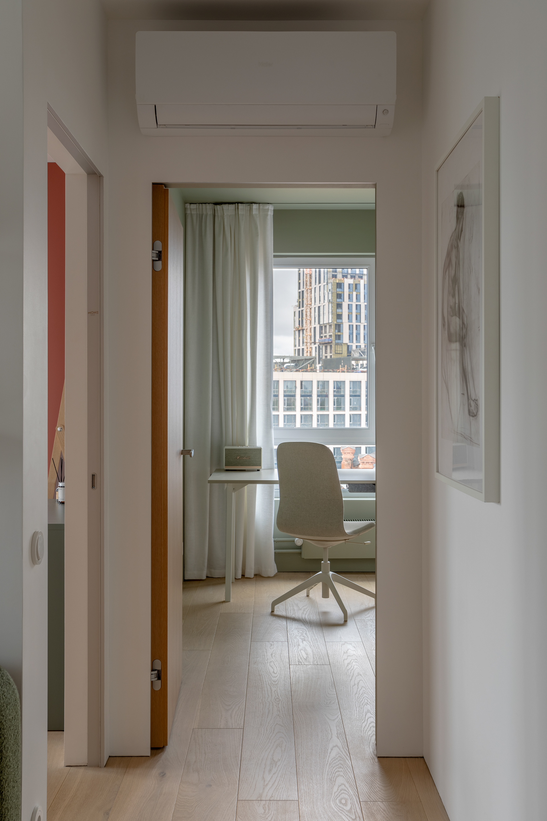 由布罗·斯洛沃设计的公寓丨Buro Slovo-10