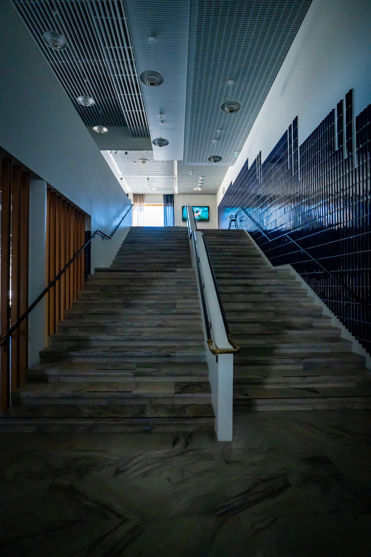 拉皮亚厅（ラッピアホール）丨阿尔瓦·阿尔托（部分市厅舍由艾丽莎·阿尔托设计）-23