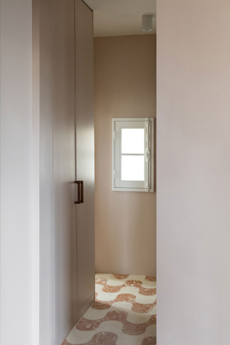 "凡尔赛宫旁独特公寓,古老与现代的完美结合"-14