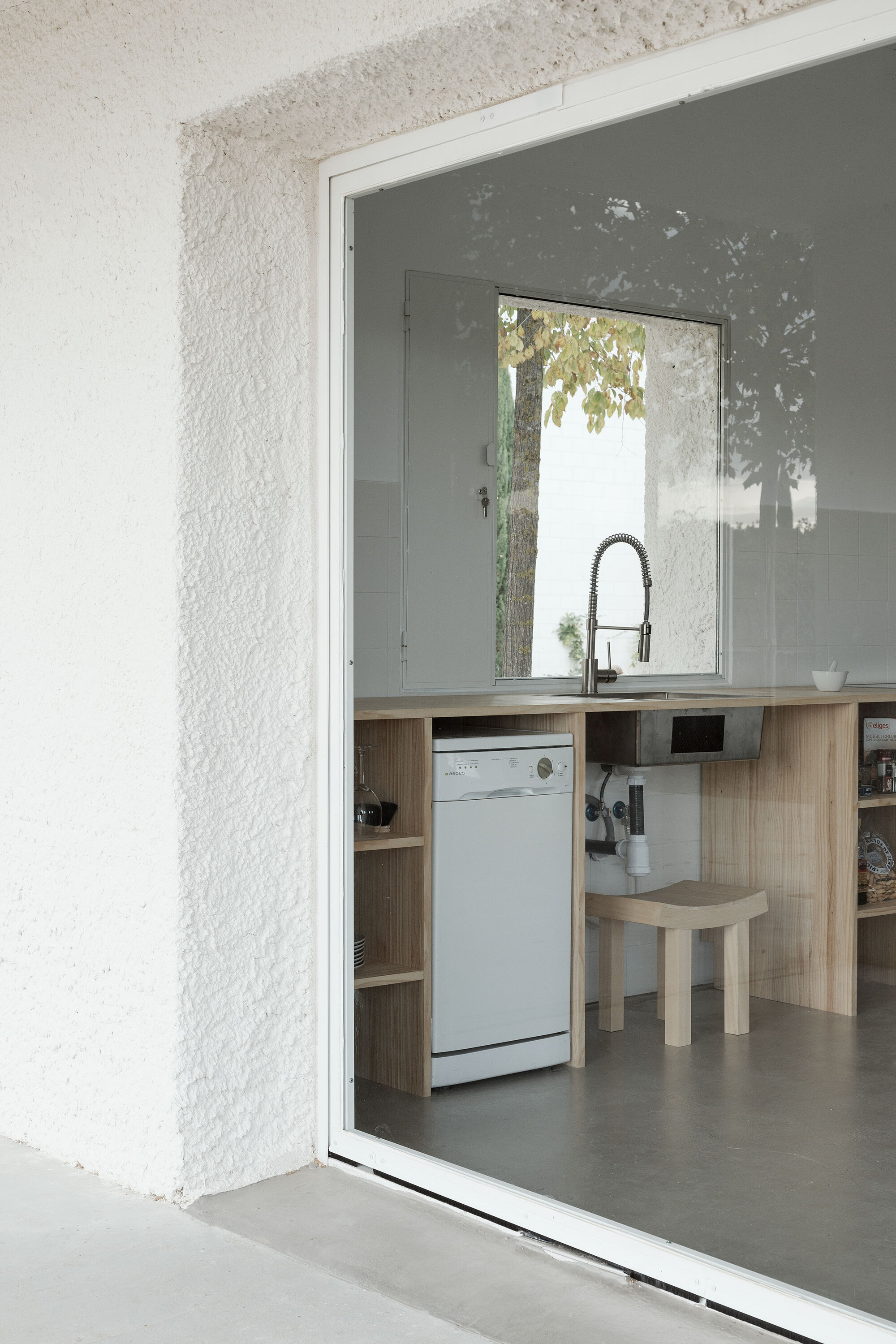 原始房屋丨西班牙丨HANGHAR-26