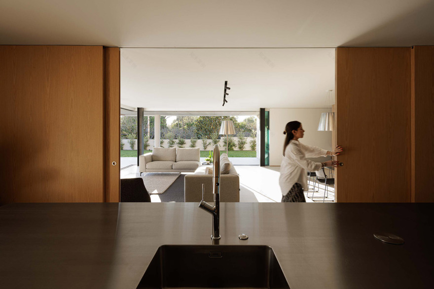 M住宅丨Silverline-44