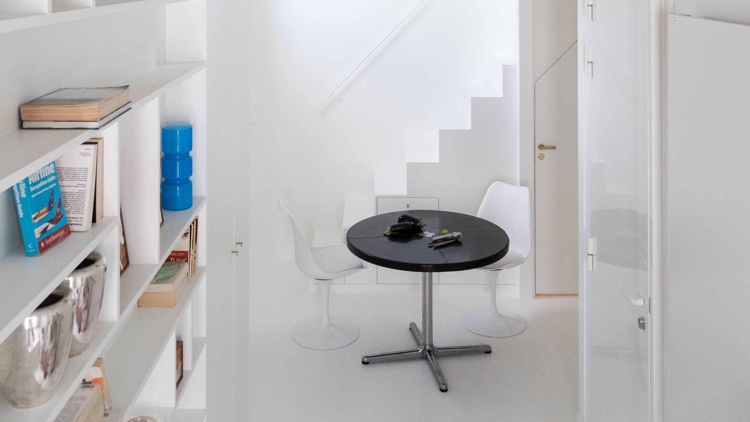 25平方米小阁楼公寓室内设计丨Frères Voirin事务所-4