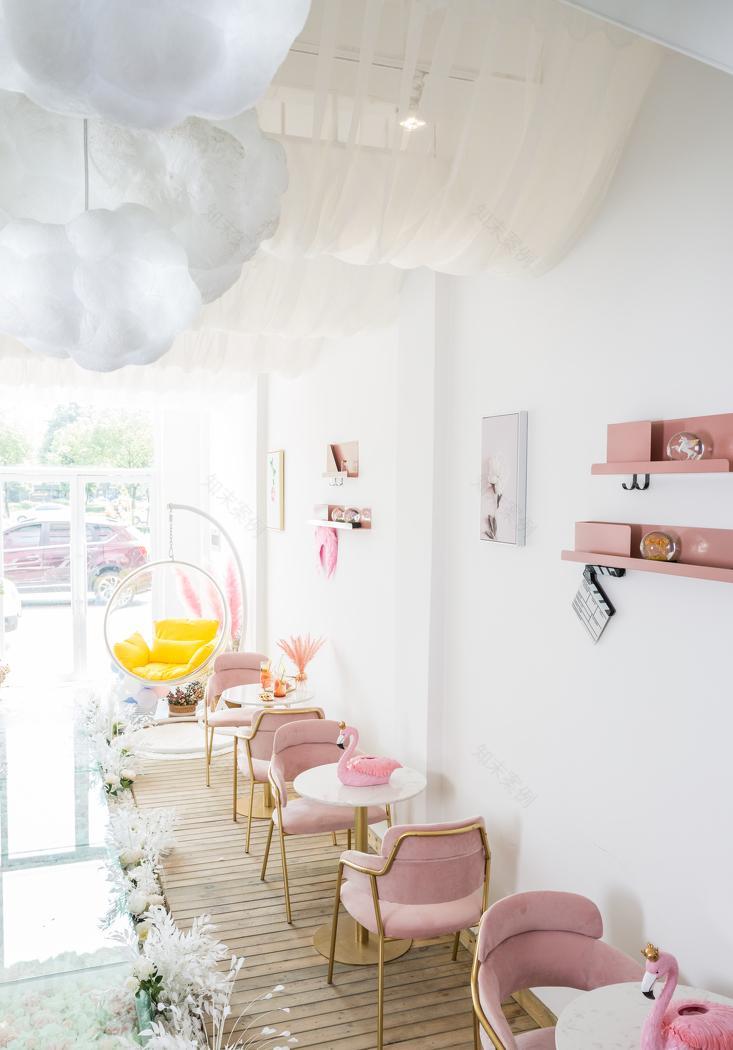 梦幻轻奢的 Nefertiti 空间,打造少女情怀的体验-18