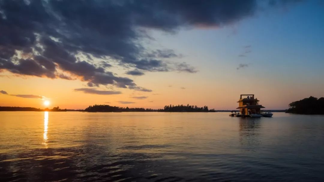 纽约水上木屋度假屋，领略湖光山色-11