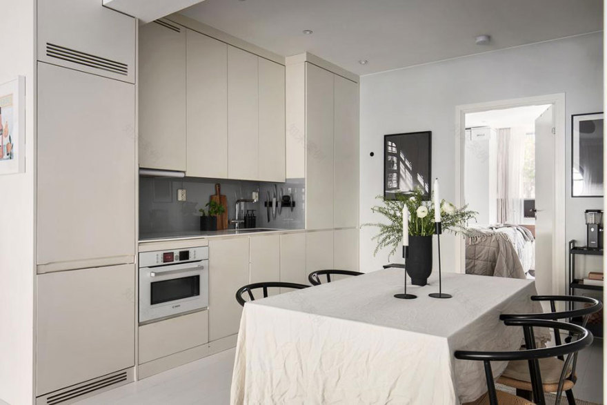 斯德哥尔摩小公寓的弧形窗设计-9