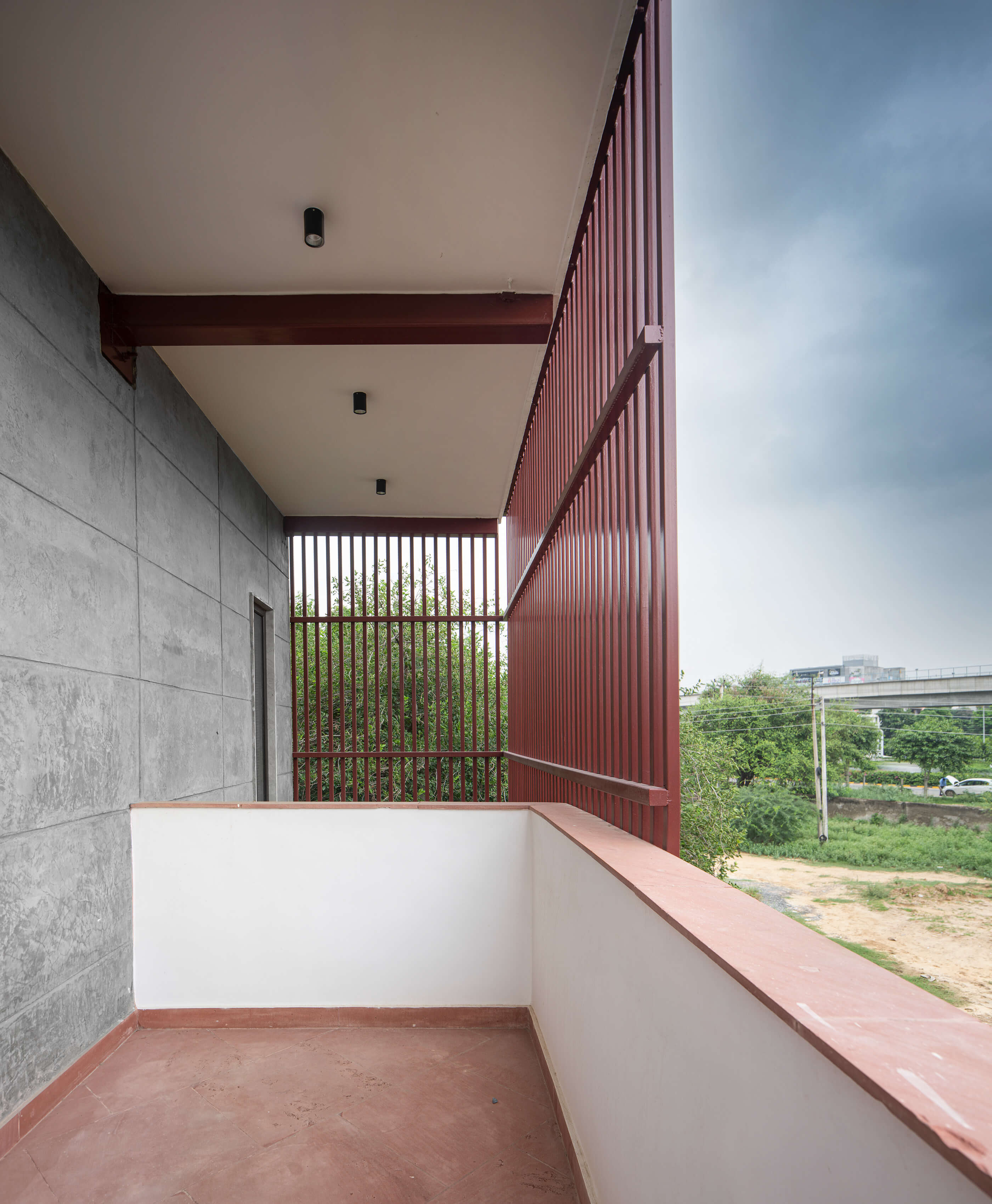 House With 49 Trees RENESA-36