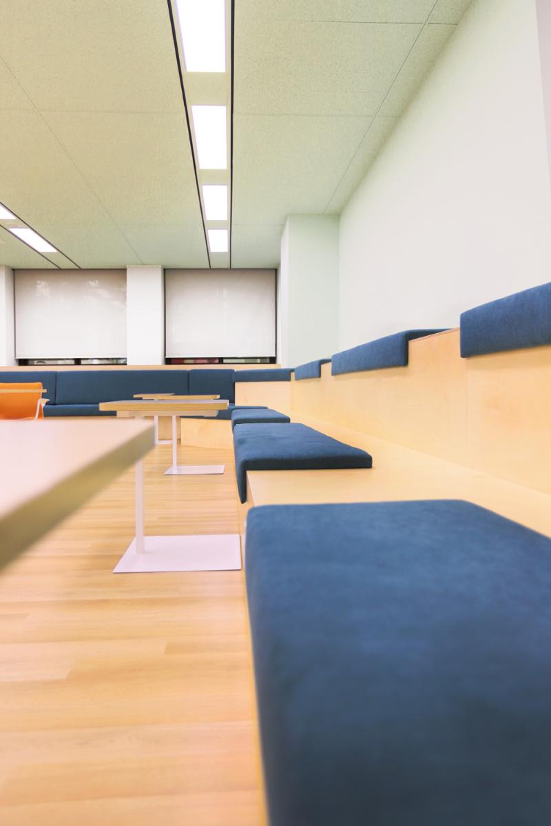 国会图书馆 | 明亮温馨的国会内阅读空间-10