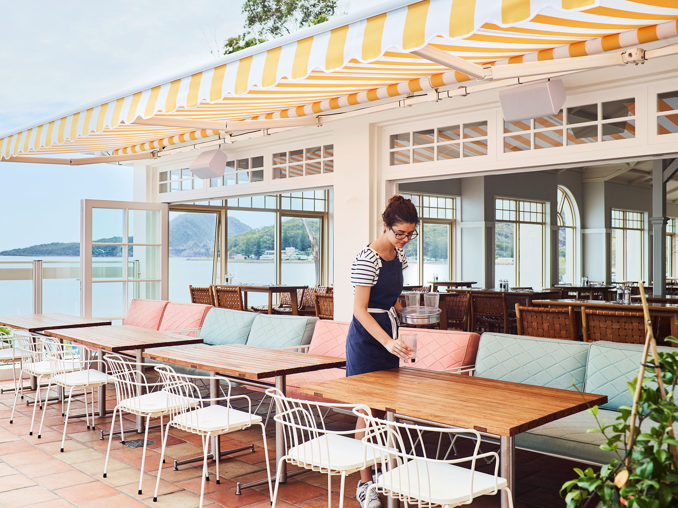 Shoal Bay Country Club | Restaurant | Pub | Café | Shoal Bay - Luchetti Krelle-3