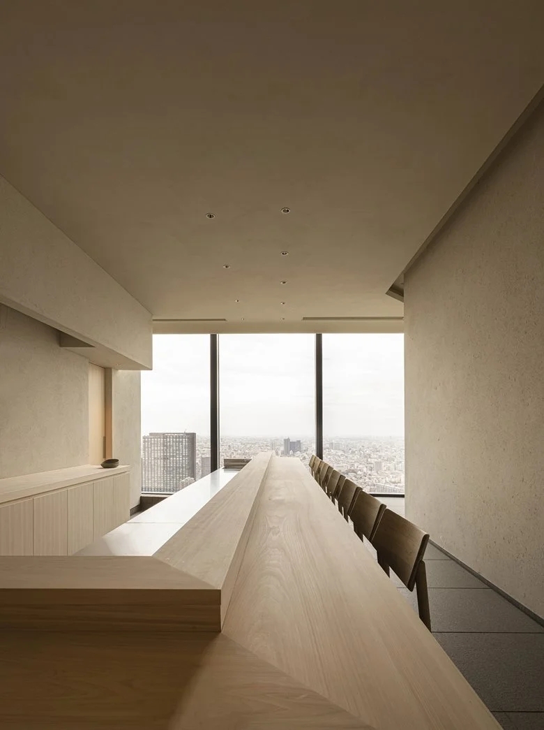 传统现代文化结合的japandi风酒店顶楼寿司餐厅和水疗中心设计-10