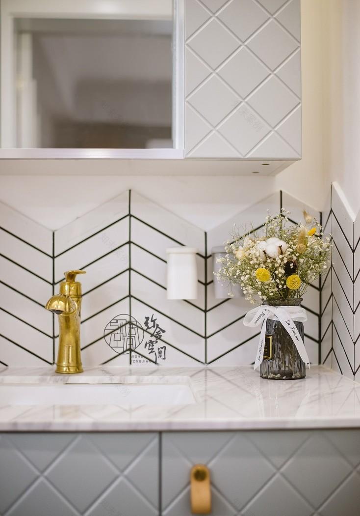 融合多种色彩的个性家居设计-42