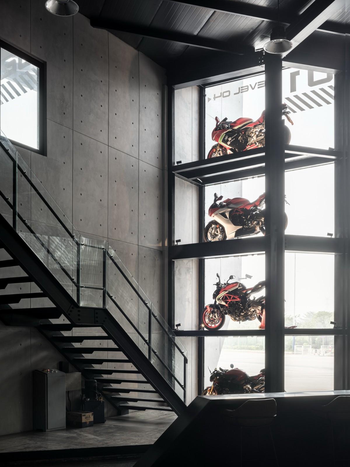 顺德EW机车展厅丨中国佛山丨SN  A超然建筑-37