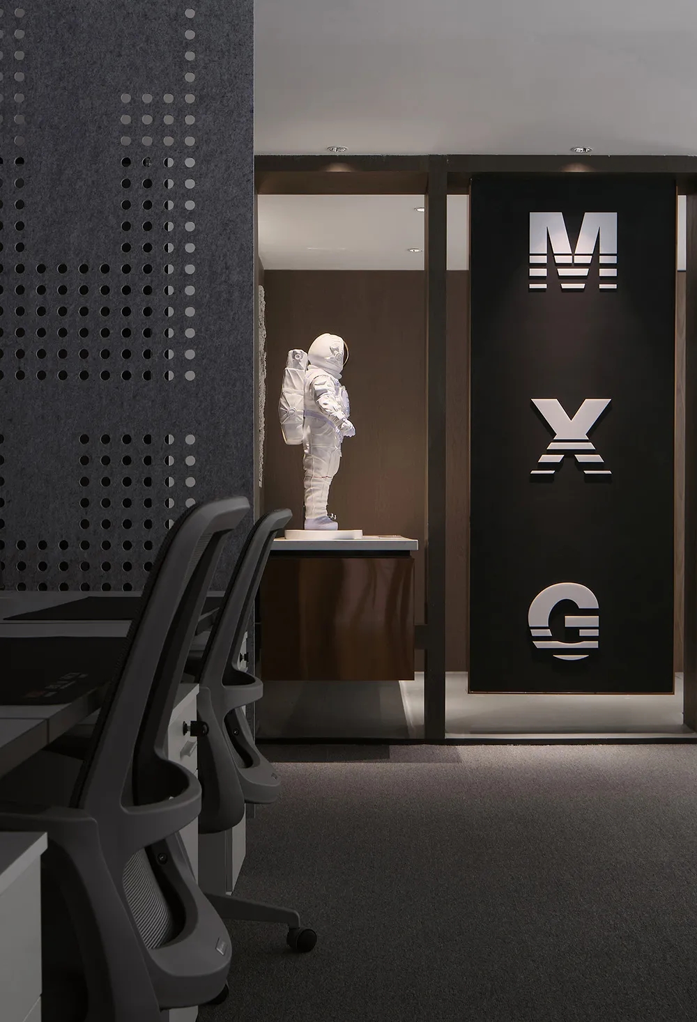 杭州米西果服饰办公空间丨中国杭州丨肆境空间设计-15
