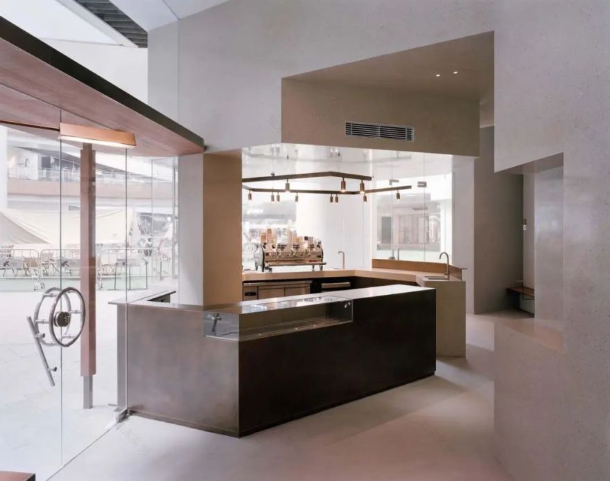 泊于人流中的“船”·The Ninth Coffee 上海首店丨中国上海丨方书君工作室-48