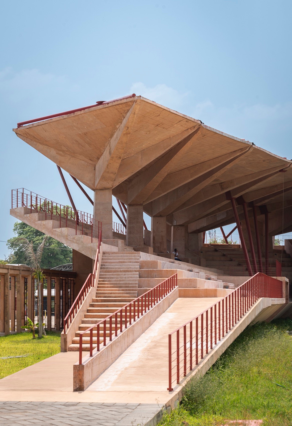 Manuel Vargas Izquierdo棒球场与体育中心，墨西哥 / CCA-34