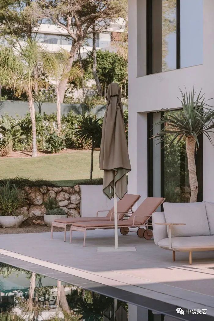 Top Case/复古元素的度假别墅-48