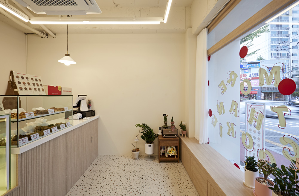 11 平小空间大变身，摩尔登 cookie 咖啡厅设计亮点解读-6