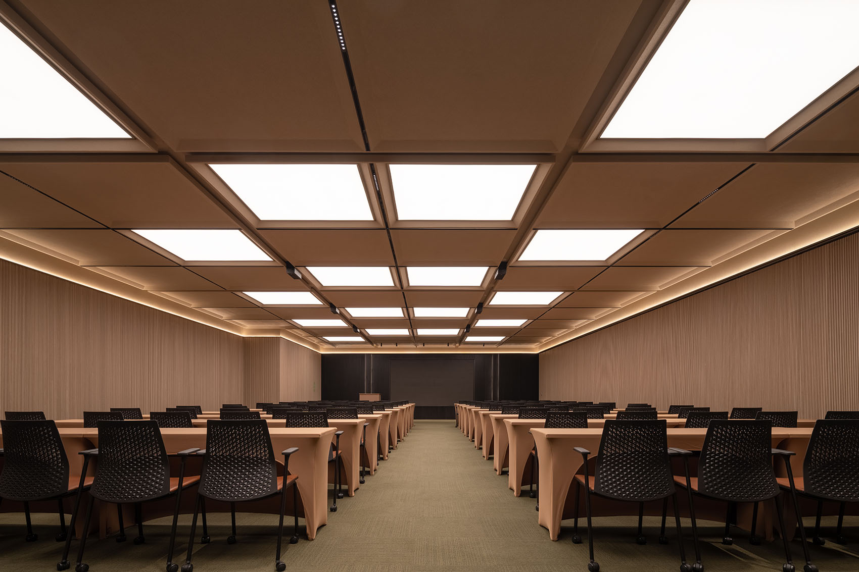 深圳·皇岗城际酒店设计丨中国深圳丨朱周设计-31