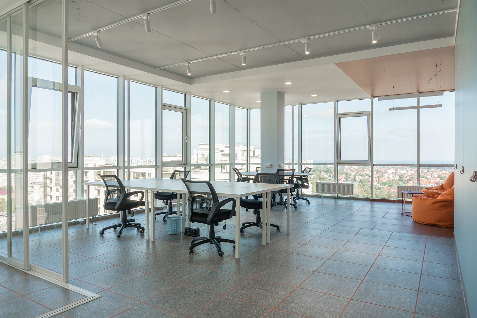 Office "40": 65 sq.m (Real)-34