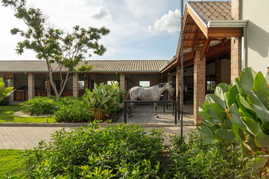 VM 马术马厩丨巴西丨Per Cavalli Arquitetura-37