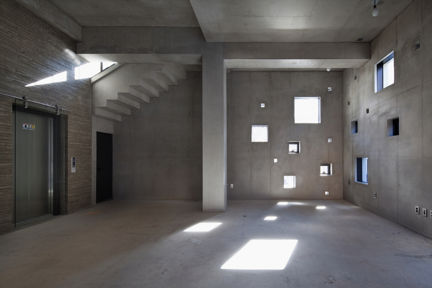 首尔清潭洞 INTERROBANG 大楼丨Sae Min Oh _ bang by min-35