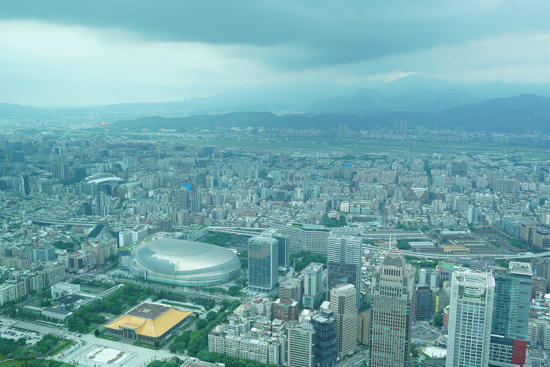 一座欢乐动态雕塑丨天工开物团队-1