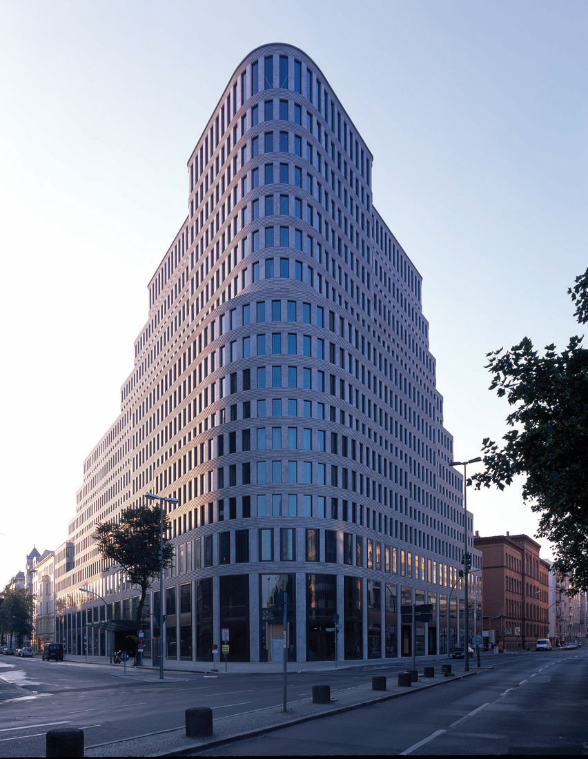 Hotel Concorde（现Sofitel Hotel）丨德国柏林丨kleihues+kleihues,建筑师Jan Kleihues-0