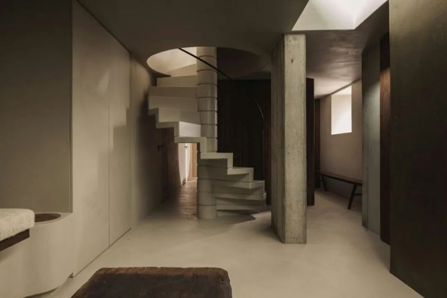 库马约尔小镇小木屋改造丨意大利丨Maison Osaïn-14