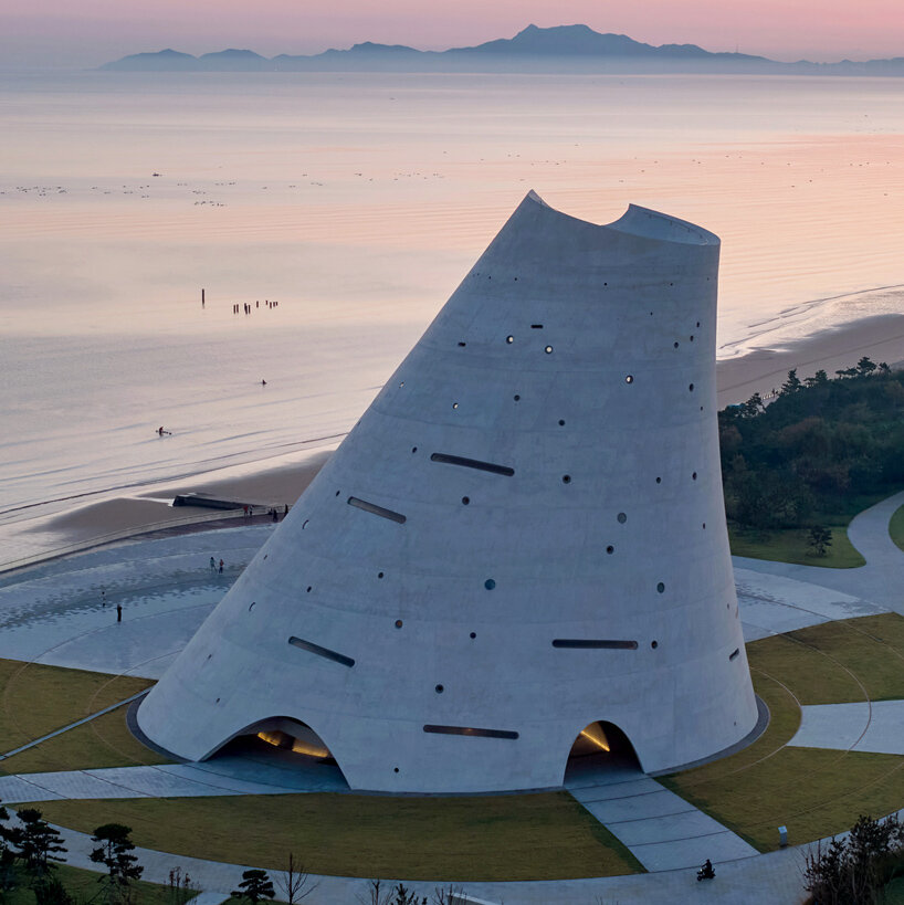 OPEN 建筑事务所在中国完成圆锥形“太阳塔”丨中国烟台丨OPEN 建筑事务所-1