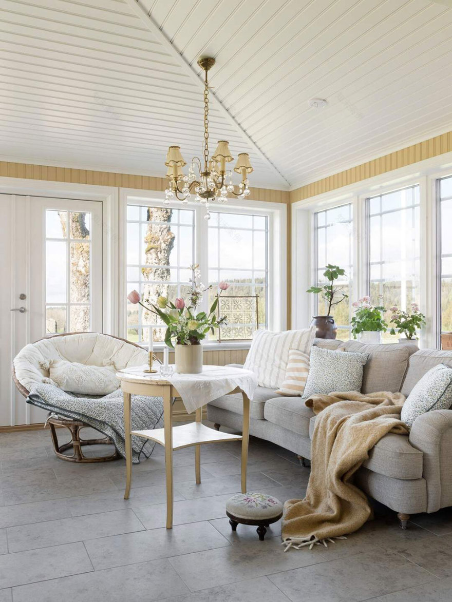 瑞典 19 世纪红墙乡村小屋的温馨设计-4