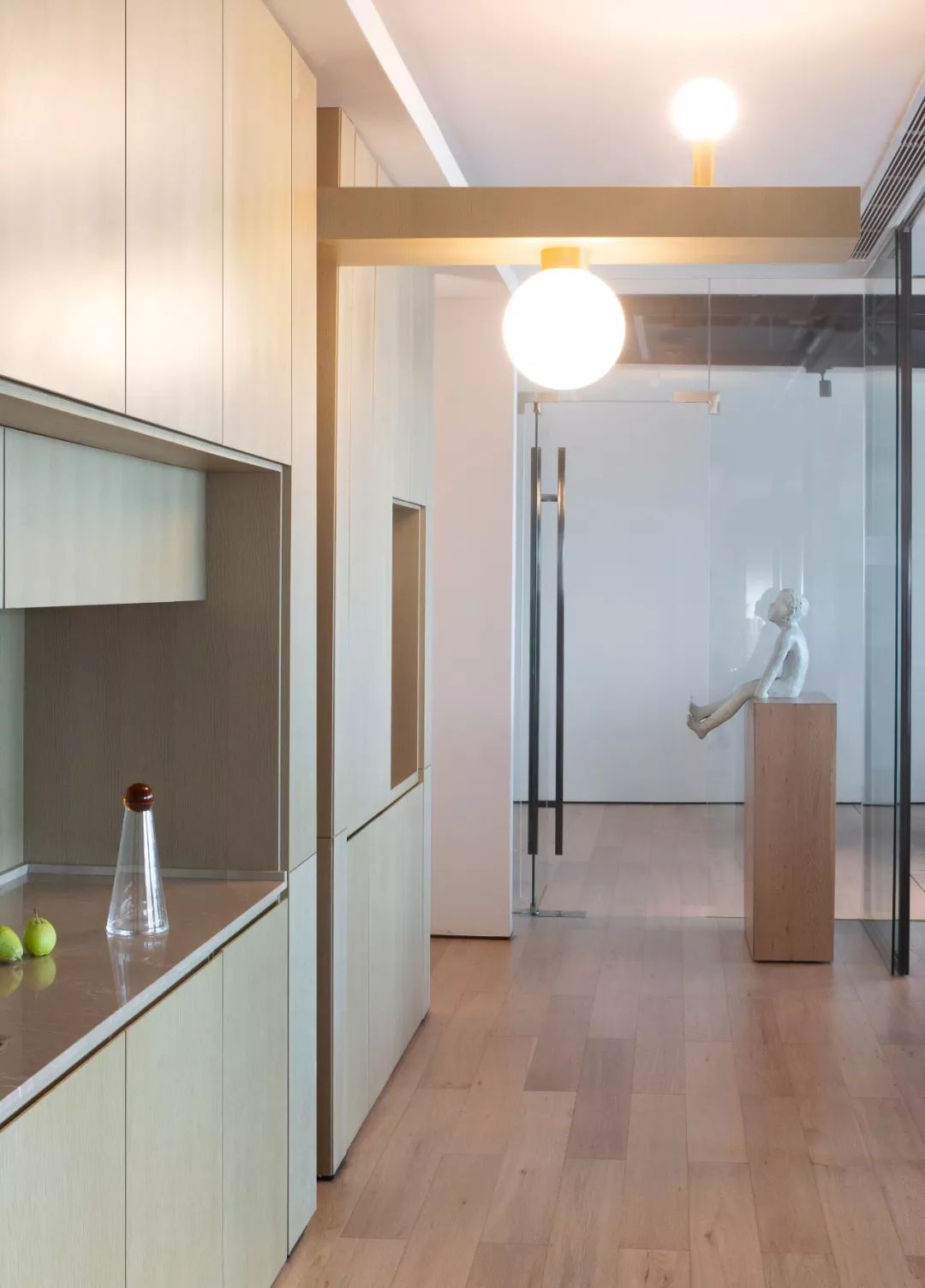 现代简约原木风空间-13