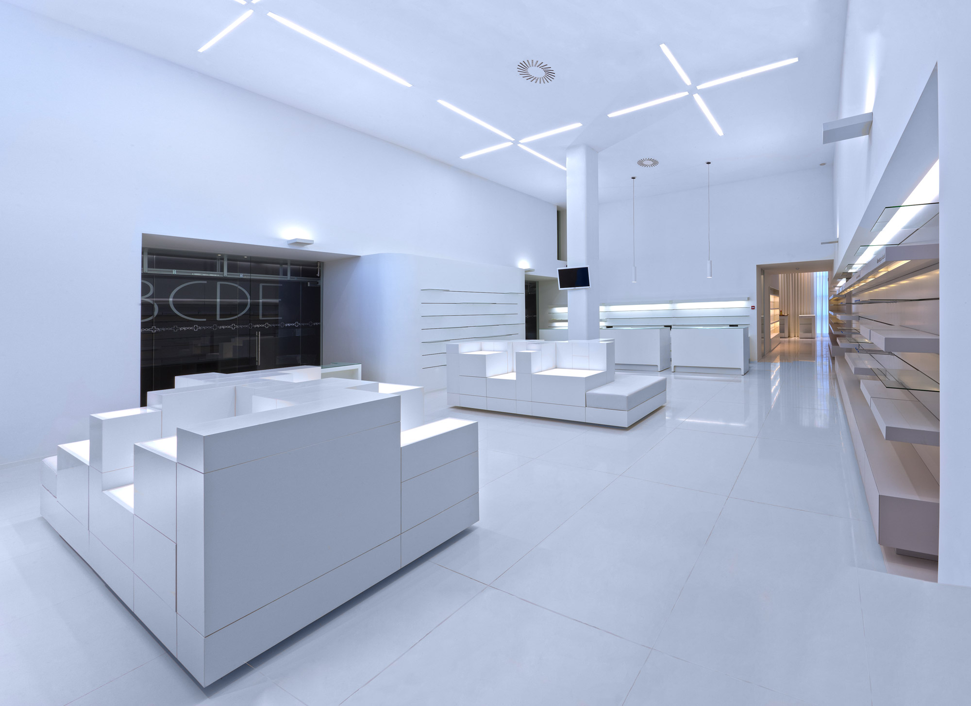 皮帕药店丨葡萄牙丨Central Arquitectos-21