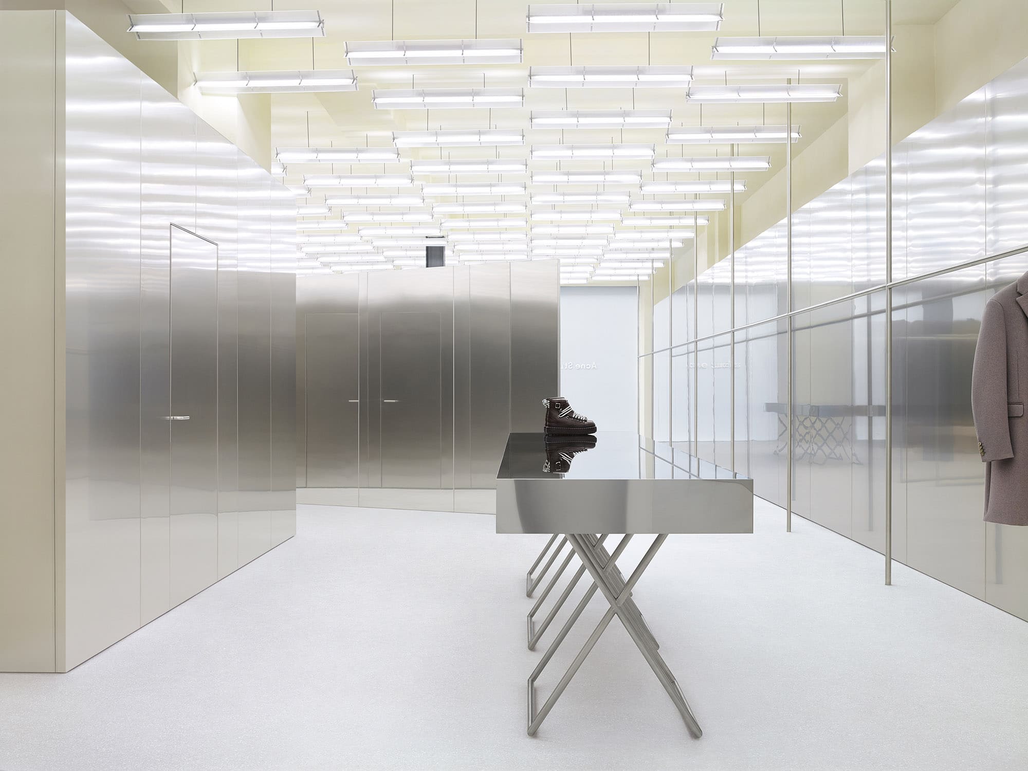 HTTPHALLEROEDPROJECTSACNE-STUDIOS-POTSDAMER-STRASE-3