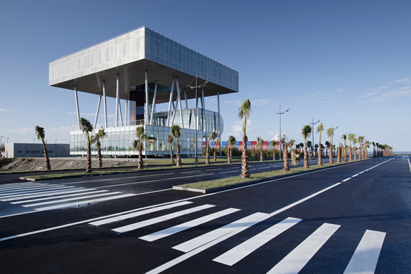 Дворец на сваях（水上宫殿）-9