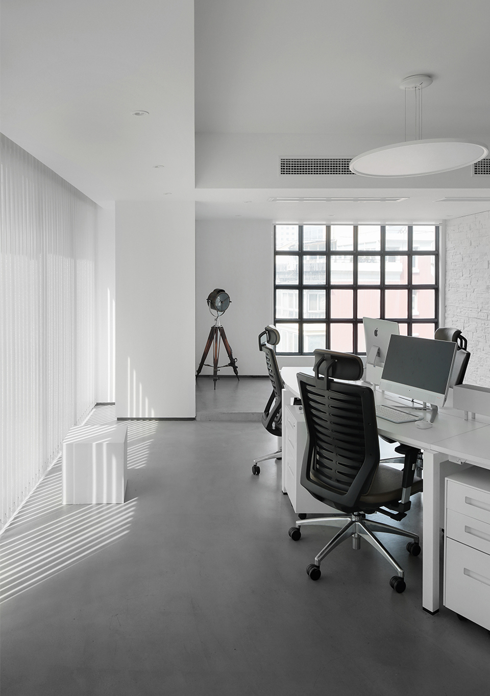 三千服饰办公室，南京 / 反几建筑-22